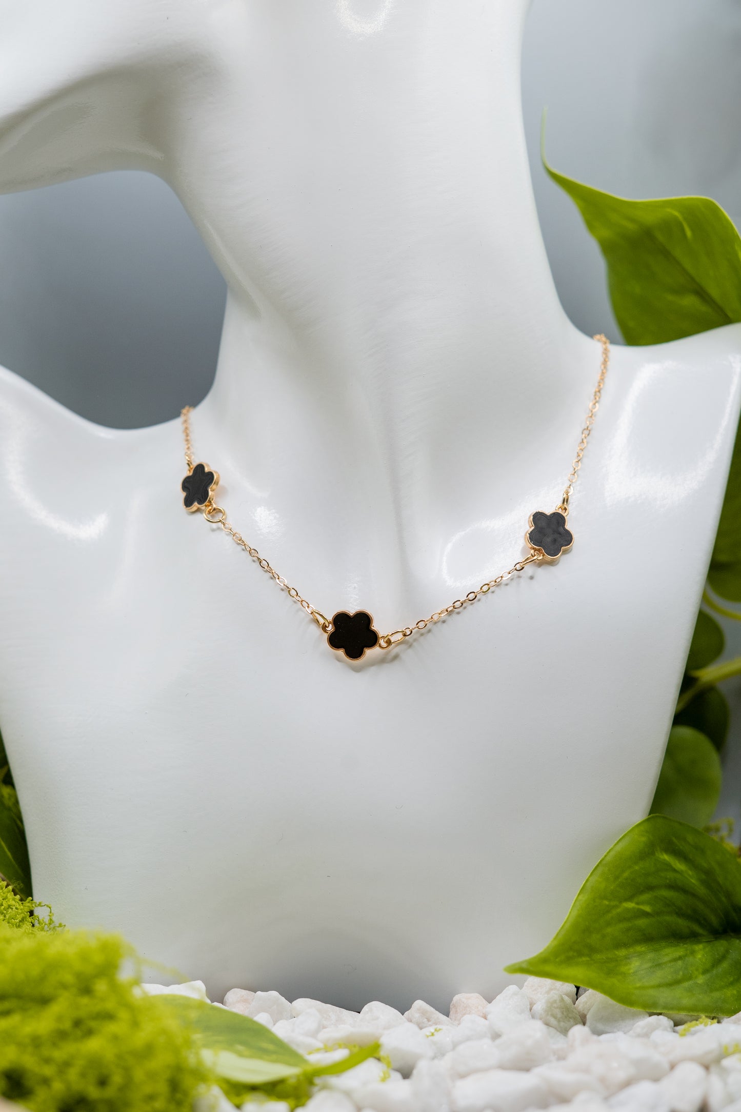 Alpenschmuck - Ethereal Glamour